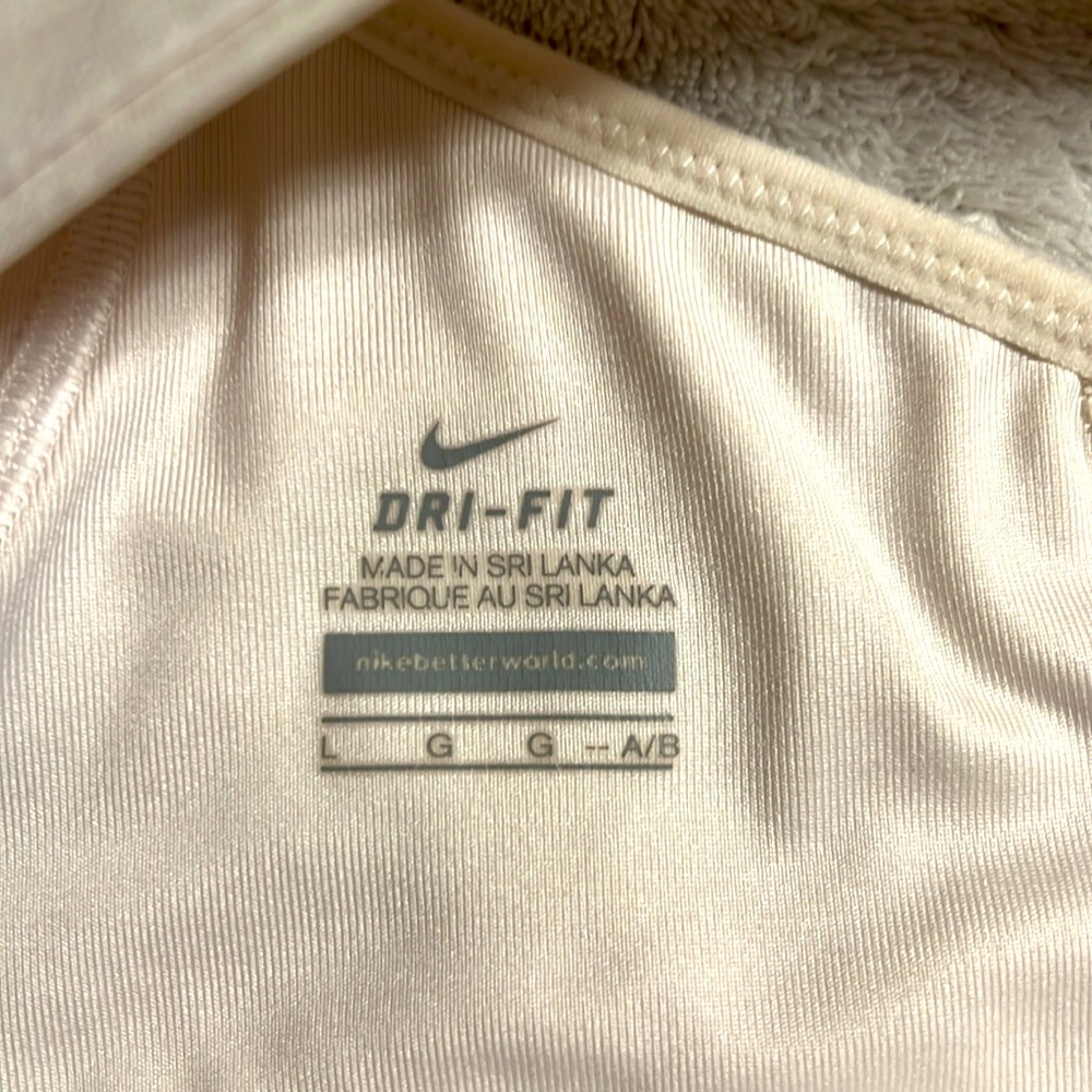 NIKE. DRI-FIT. white Woman Sport Bra. Size L, runs like M. Tags are removed. - Picture 5 of 6